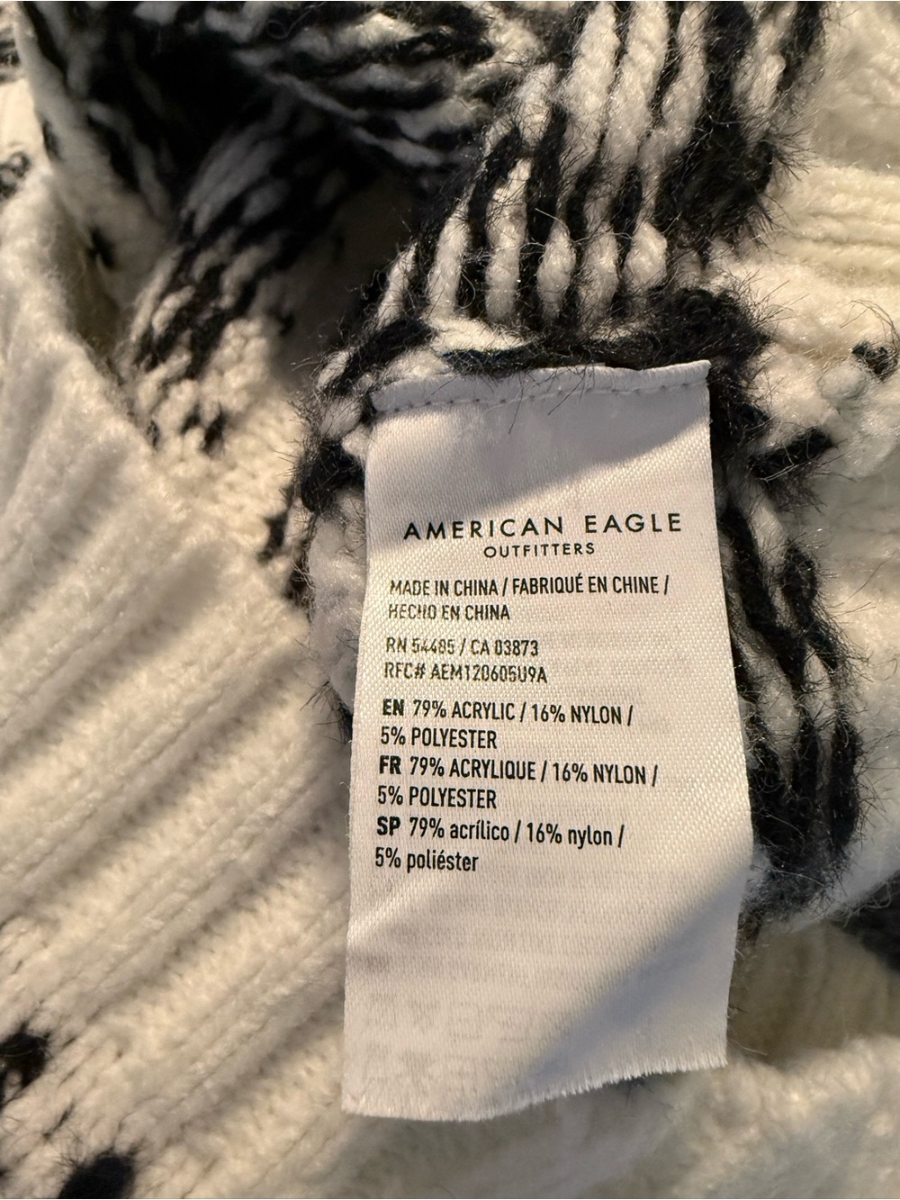 American Eagle Outfitters Black and White Fair Isle Crew Sweater - Picture 4 of 4
